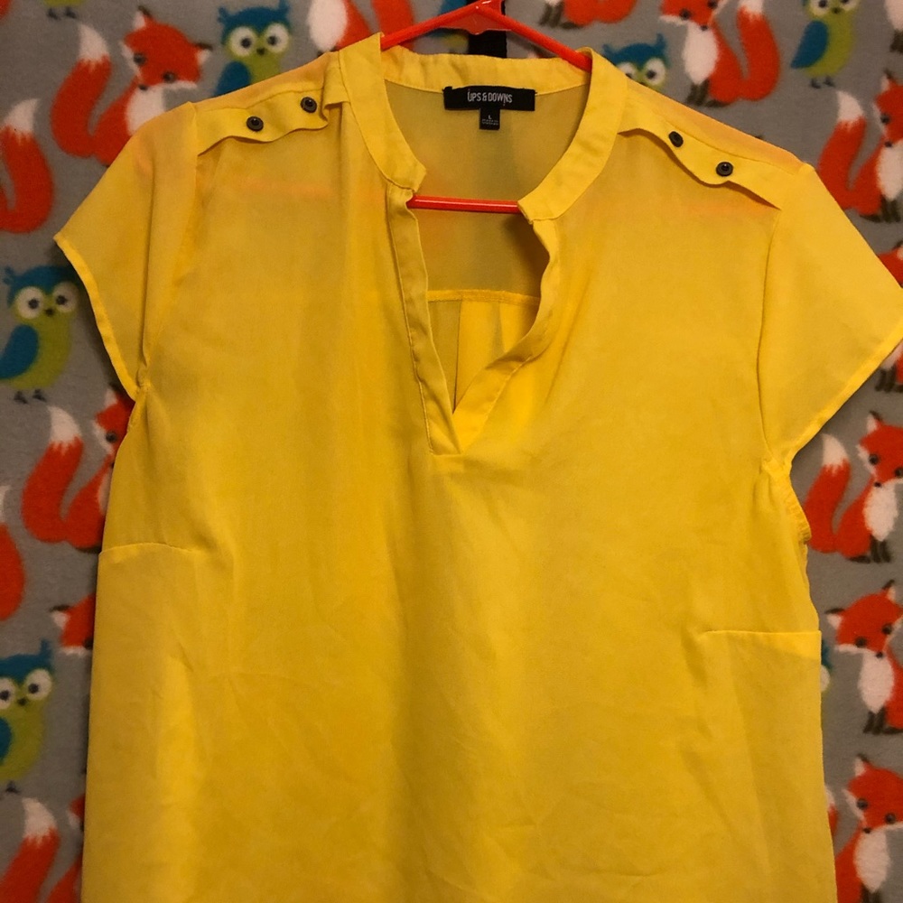 Lovely Yellow Top☀️☀️